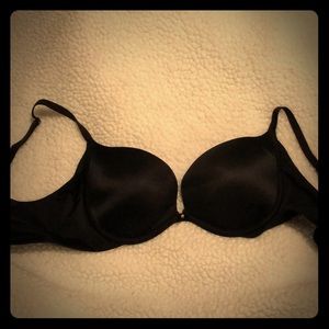 Black Victoria’s Secret bra